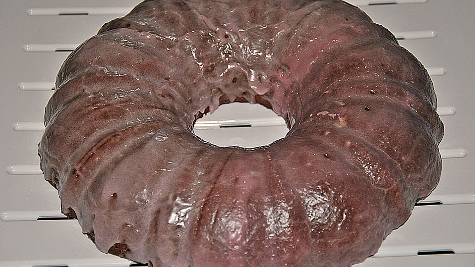 Saftiger Rotwein - Punschkuchen von bross Saftiger Rotwein - Punschkuchen von bross