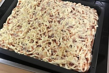 Spaghetti-Blechkuchen