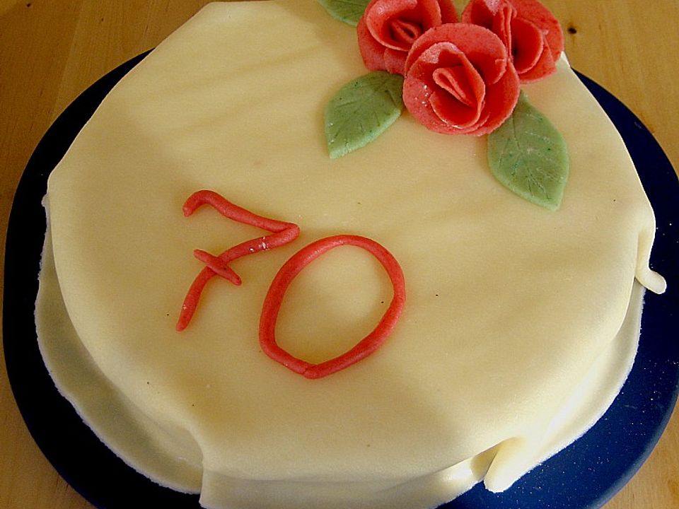 Mohn - Marzipantorte mit Preiselbeersahne von Lotte3864| Chefkoch
