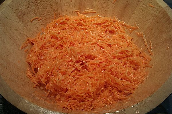 Karottensalat mit Zitronensahne von acedela | Chefkoch
