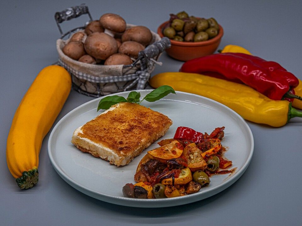 Panierter Fetakäse mit Zucchini - Paprika - Gemüse| Chefkoch