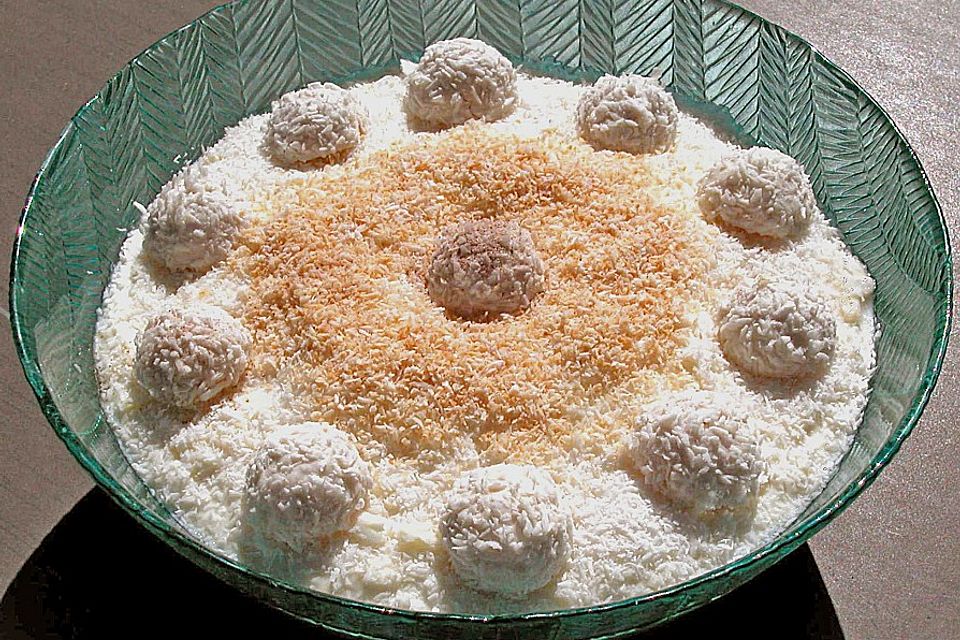 Ananascreme mit Raffaello