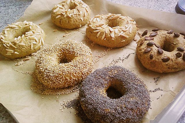 Kürbis - Bagels mit Mandelsplittern von sp1904| Chefkoch