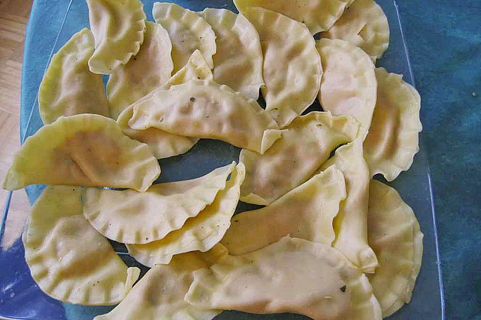 Ravioli mit Puten-Tomaten Füllung