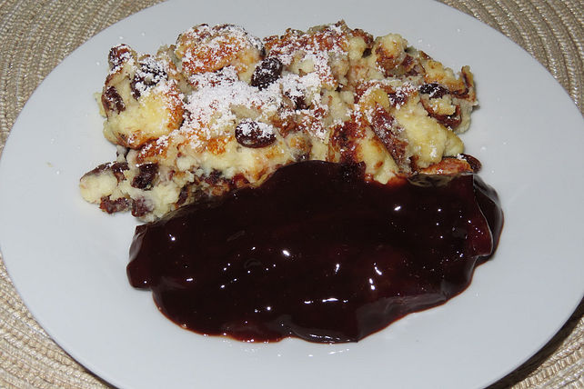 Topfenschmarren mit Pflaumensauce von sissimuc| Chefkoch