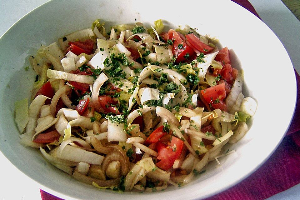 Chicoree - Tomaten - Salat