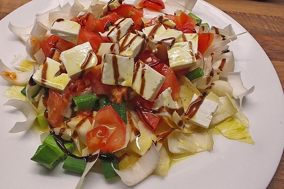 Chicoree - Tomaten - Salat