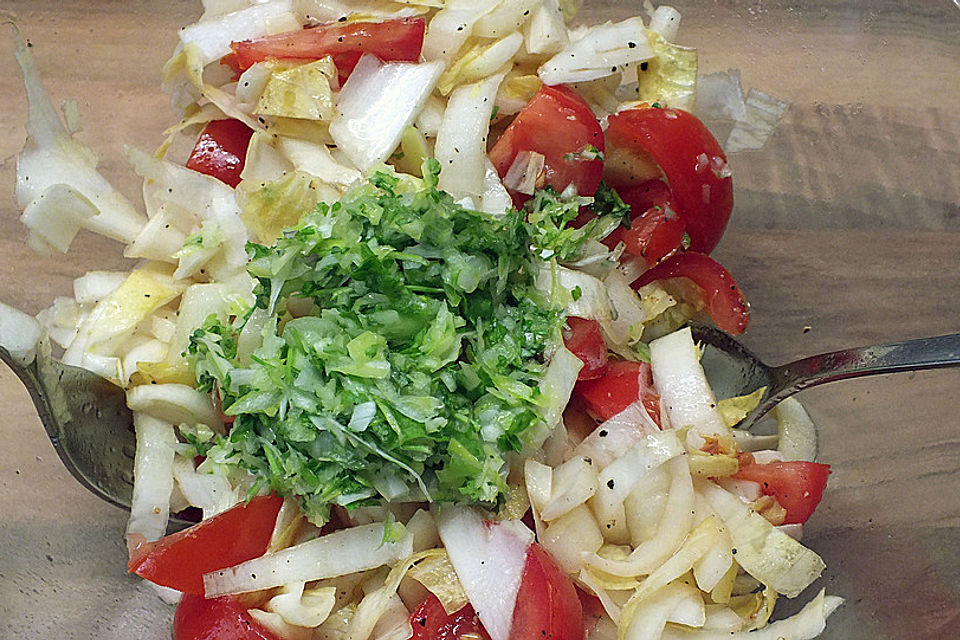 Chicoree - Tomaten - Salat