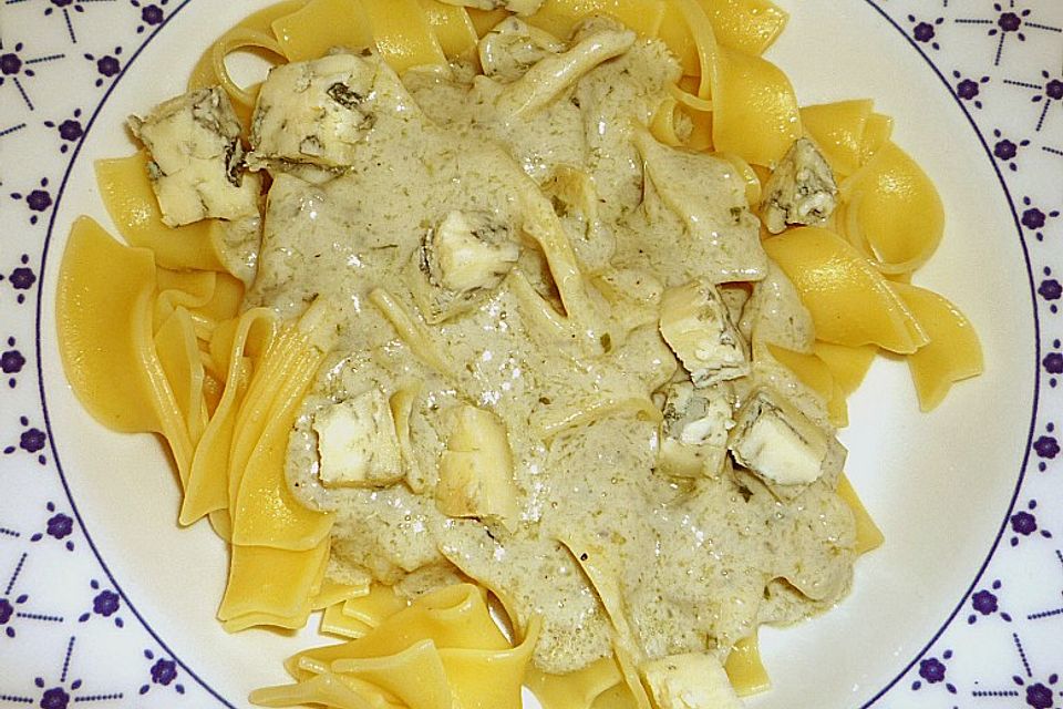 Tagliarini mit Gorgonzola