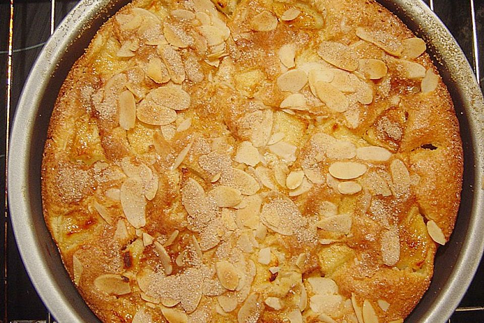 Apfelkuchen mit Mandelkruste