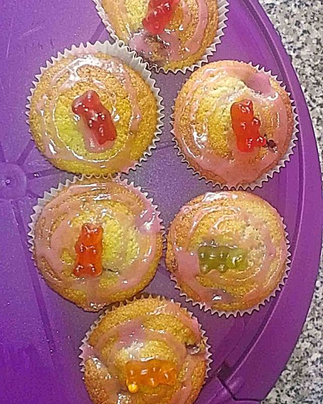 Grieß - Muffins mit Gummibärchen