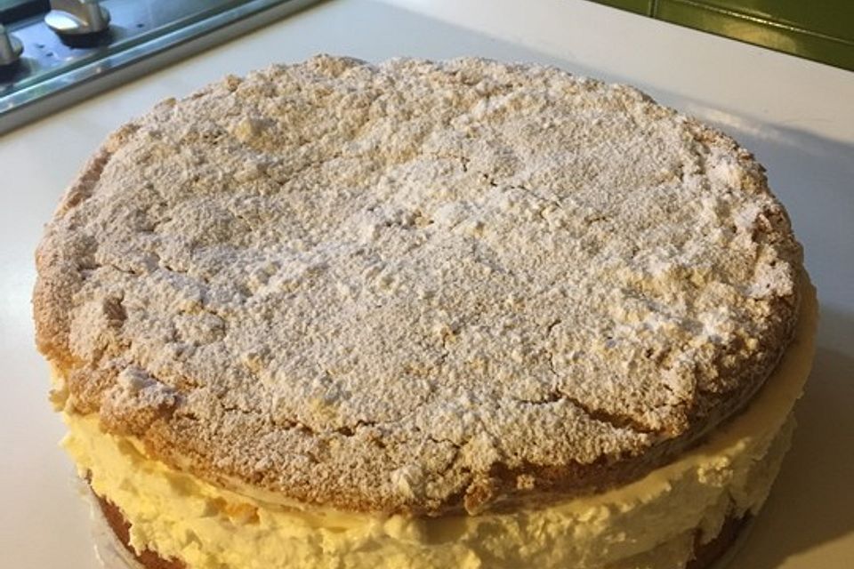 Ulis weltbeste cremigste Käsesahne - Torte