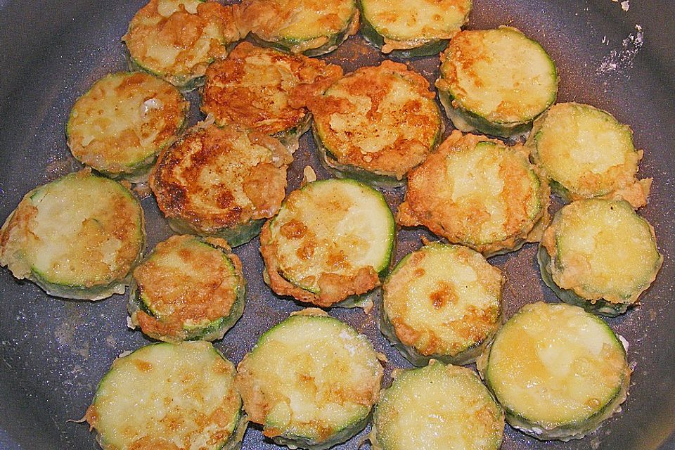 Gebratene Zucchini