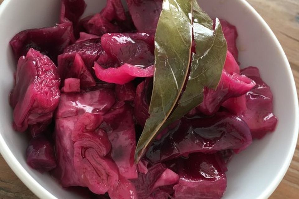 Schneller eingelegter Rotkohl (Rotkraut) nach russischer Art