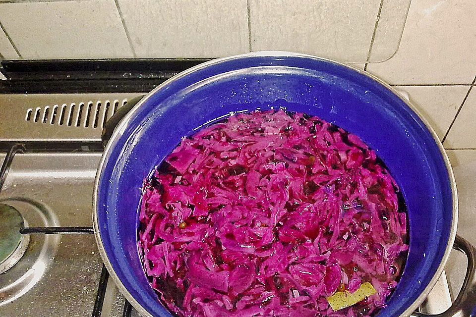 Schneller eingelegter Rotkohl (Rotkraut) nach russischer Art