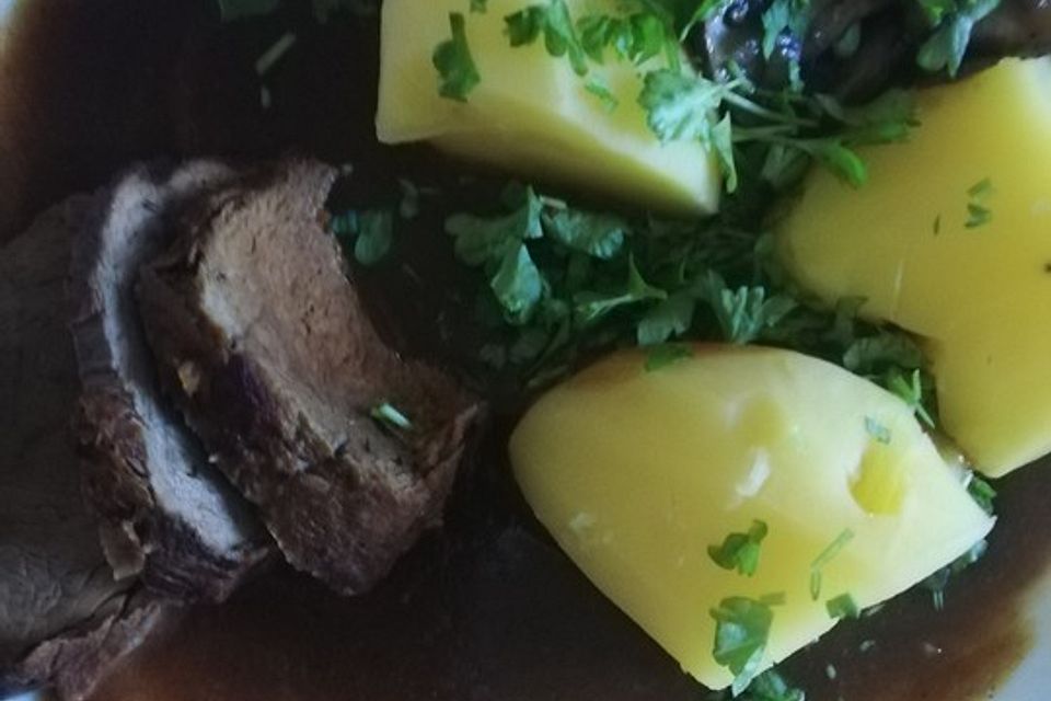 Kalbsbraten mit Rosmarin Kalbsbraten mit Rosmarin