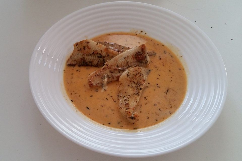 Fisch in Orangen - Sahne - Sauce