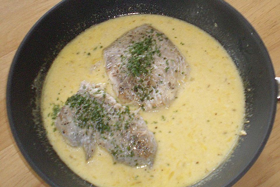 Fisch in Orangen - Sahne - Sauce