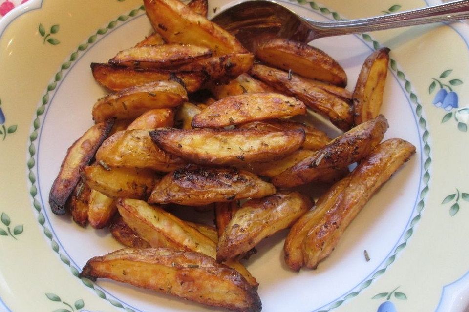 Potatoe Wedges mit Paprika-Frischkäse-Dip