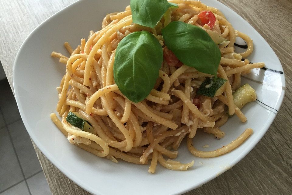 Zucchini - Schafskäse - Spaghetti