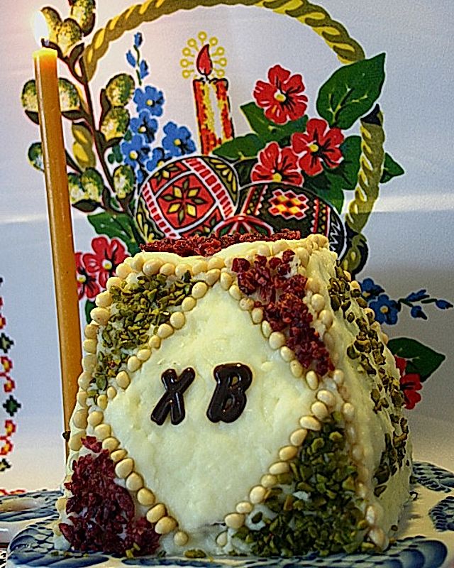Zaren - Paskha - russische traditionelle Frischkäse - Rosinen - Speise zu Ostern