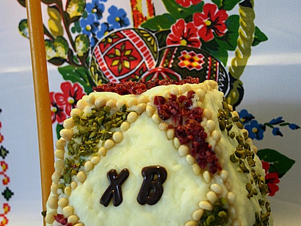 Zaren - Paskha - russische traditionelle Frischkäse - Rosinen - Speise ...