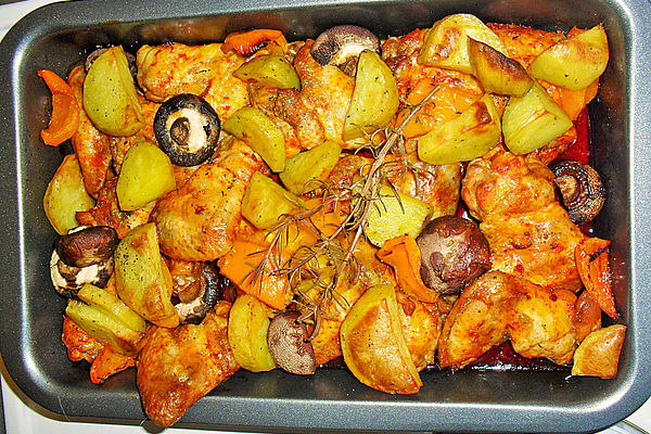 Hühnchen mit Kartoffeln und Paprika von FrauTiti | Chefkoch