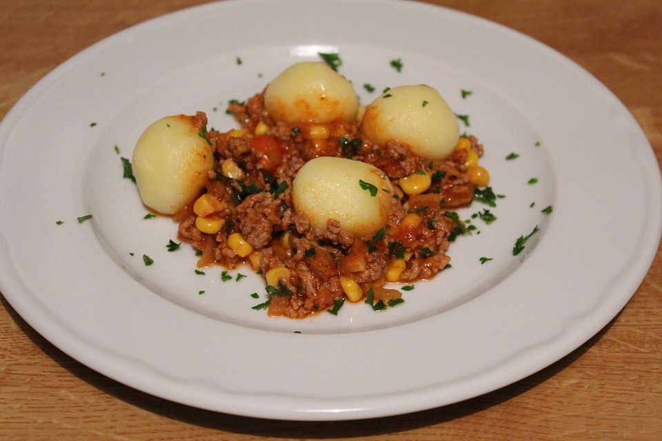 Hackpfanne mit Mini - Knödel