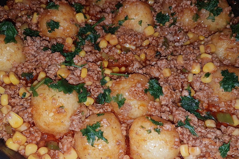 Hackpfanne mit Mini - Knödel