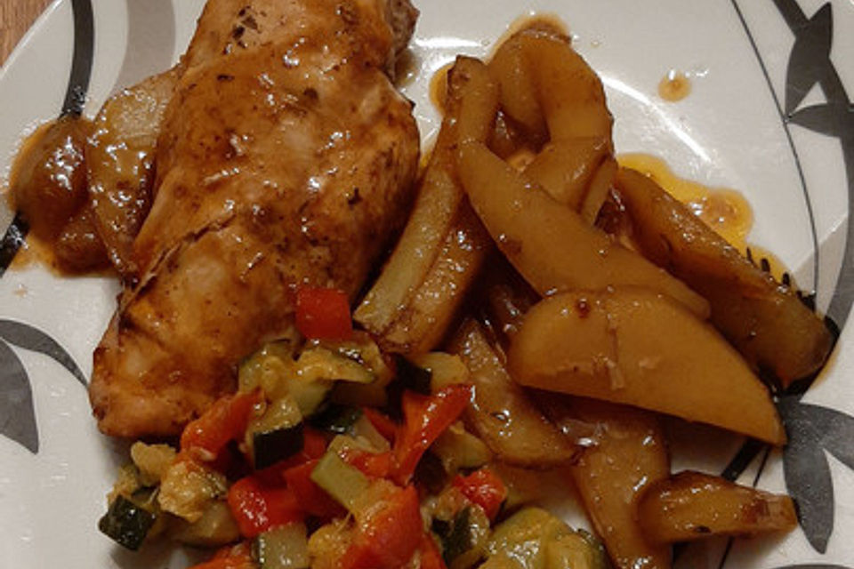 Hähnchen Provençal mit Backofenkartoffeln Hähnchen Provençal mit Backofenkartoffeln