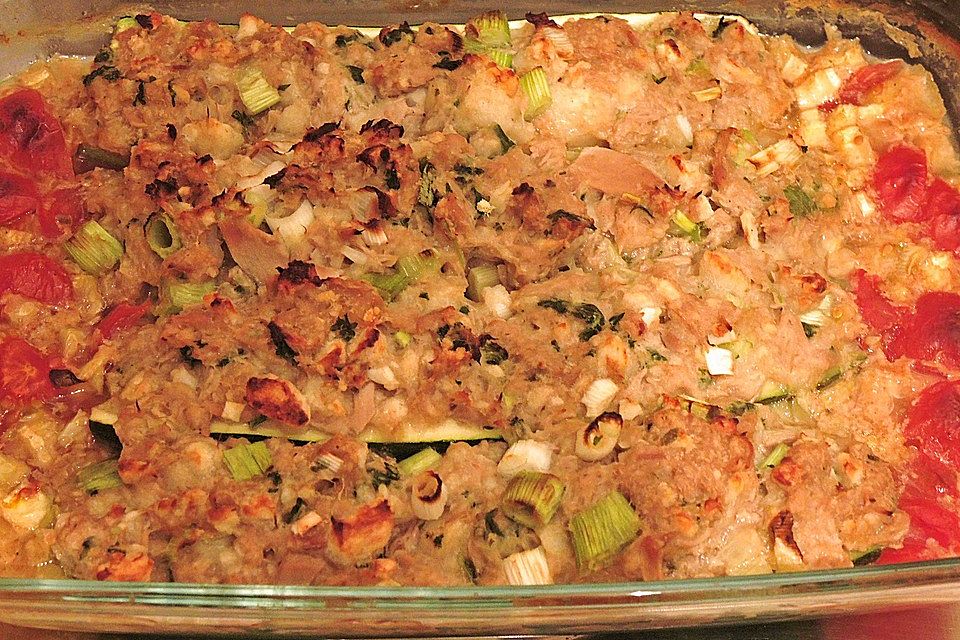 Ofenzucchini mit Thunfischfüllung