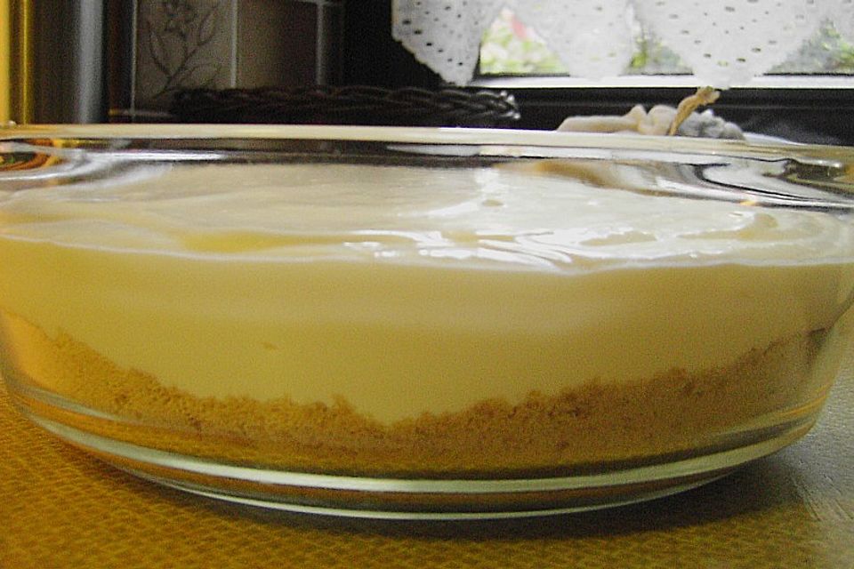 Nachspeise aus Milchmädchen und Zitronen Nachspeise aus Milchmädchen und Zitronen