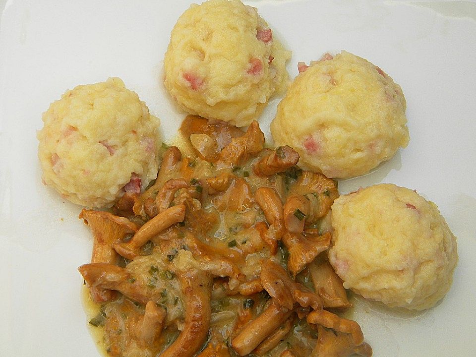 Speckknödel von konradruehle| Chefkoch Speckknödel von konradruehle| Chefkoch