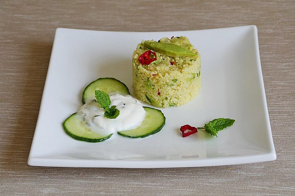 Trio von Couscous, Avocado und Gurke