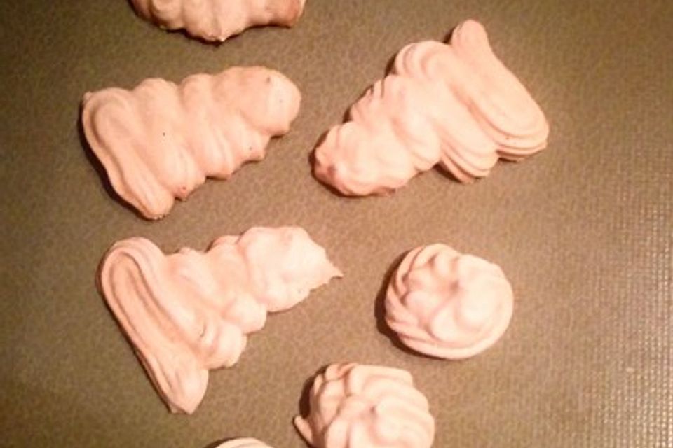 Baiser von drei Eiweiß Baiser von drei Eiweiß
