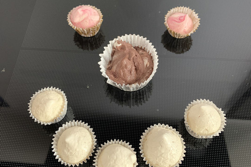 Baiser von drei Eiweiß Baiser von drei Eiweiß