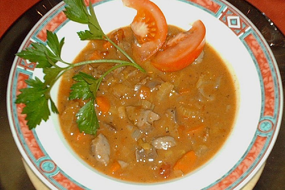 Hühnermägen in Rotwein