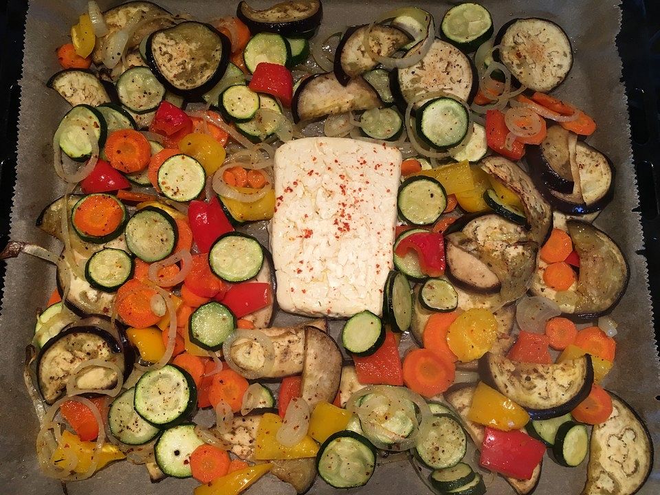 Schafskäse und Gemüse aus dem Ofen von Tesalein| Chefkoch