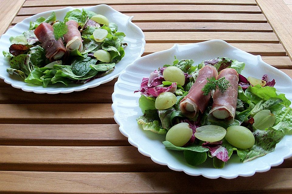 Salat mit Ziegenkäse - Schinken - Röllchen