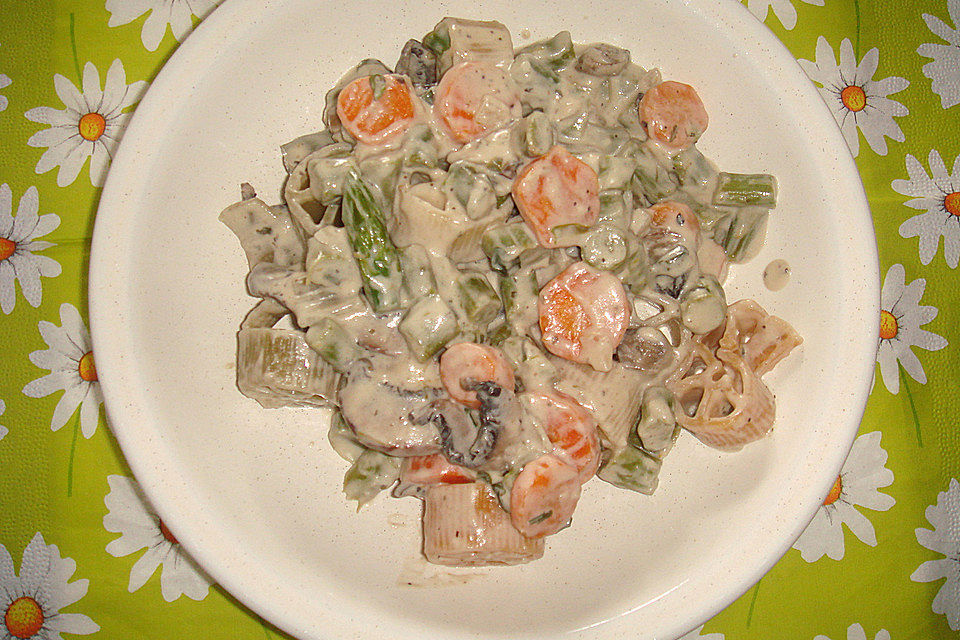 Tagliatelle mit Frühlingsgemüse