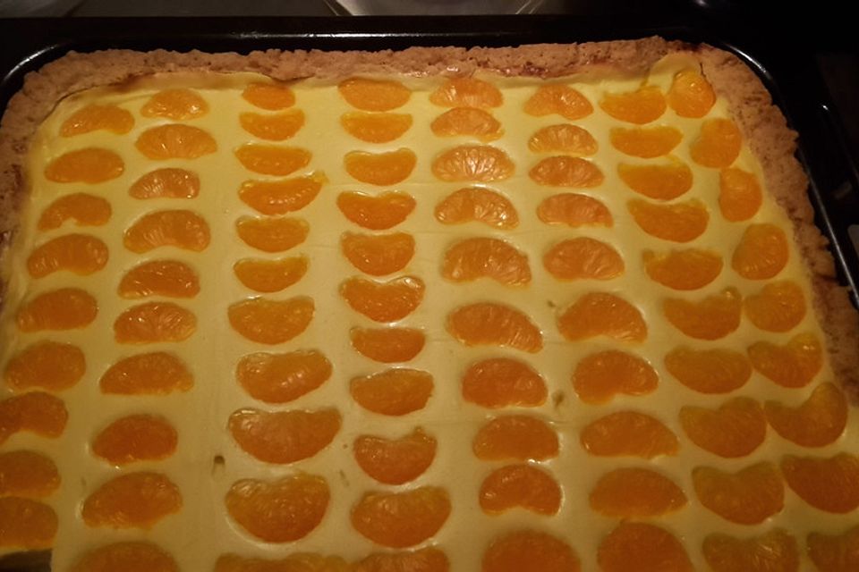 Quarkkuchen vom Blech mit Früchten