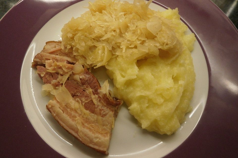 Geselchtes auf Kraut