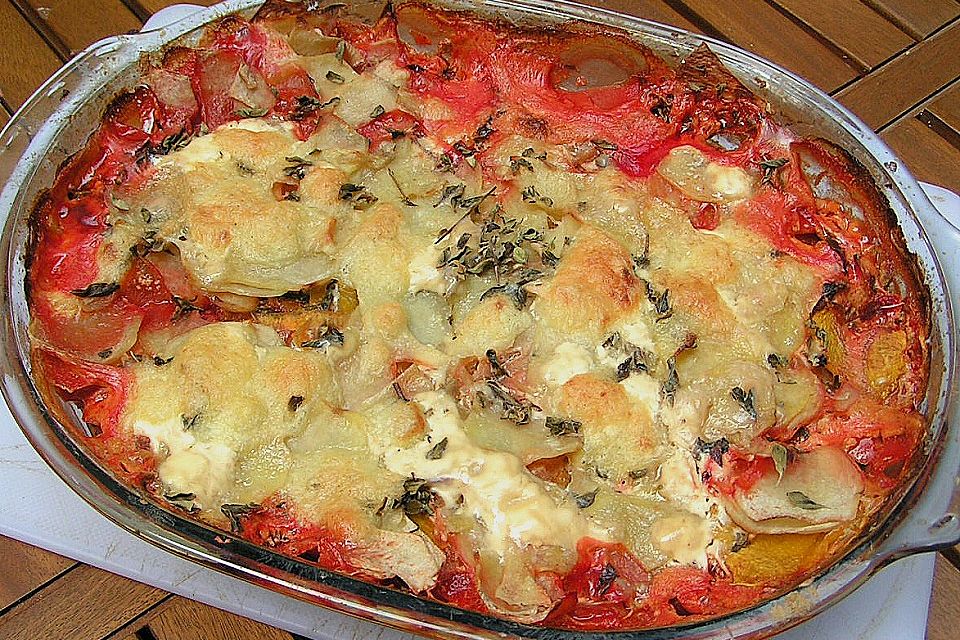 Rot - orangfarbenes Herbstgratin