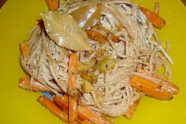 Vollkornspaghetti mit Möhrensauce von BlackPeppa| Chefkoch