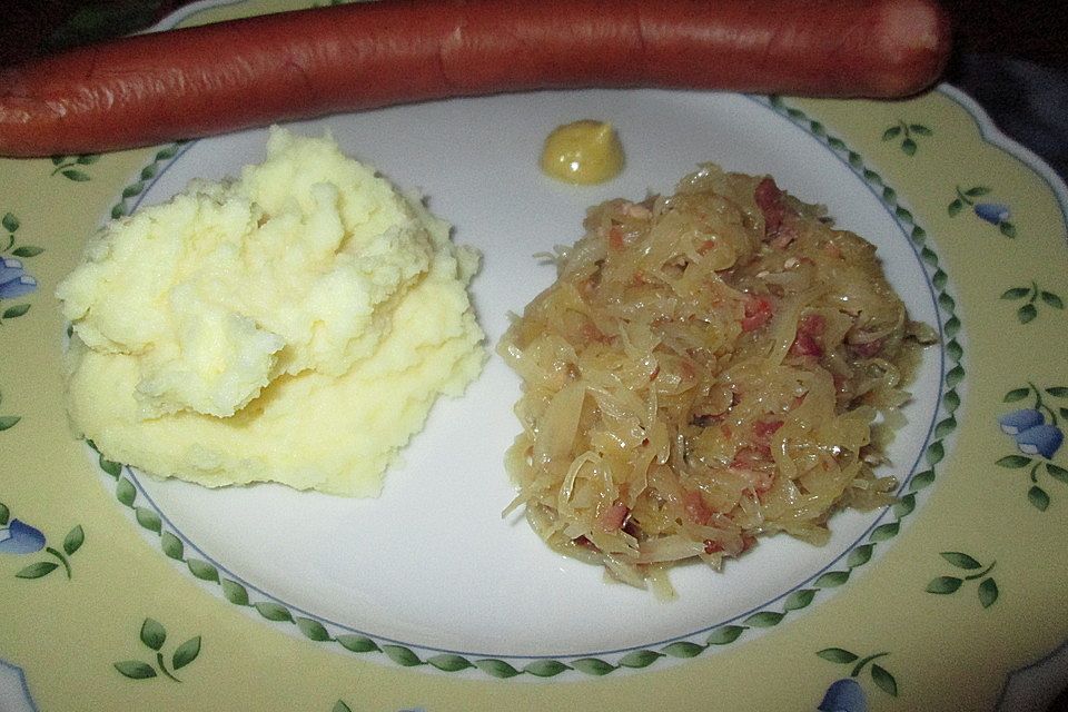 Sauerkraut mit Speck