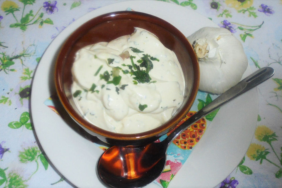 Creme fraiche mit Knoblauch