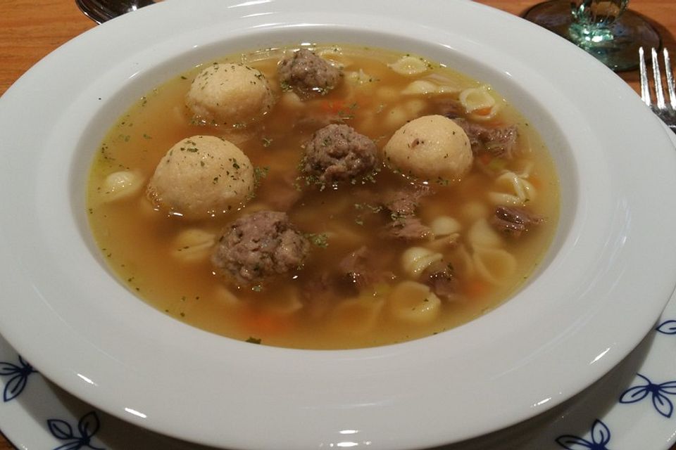 Klare Fleischsuppe, Rindssuppe