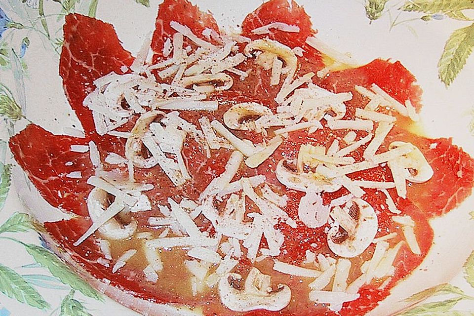 Carpaccio vom Rind mit Aceto Balsamico - Sauce