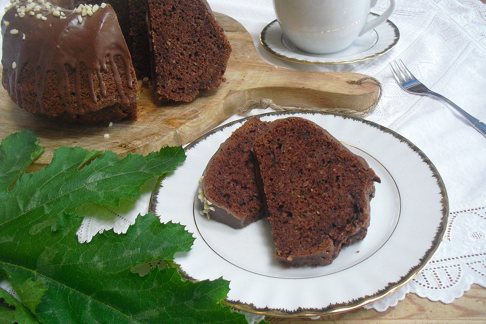 Zucchinikuchen mit Schoko