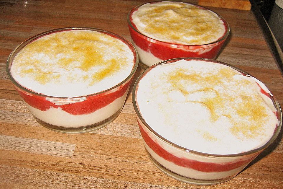 Himbeer - Joghurt - Mascarpone - Dessert